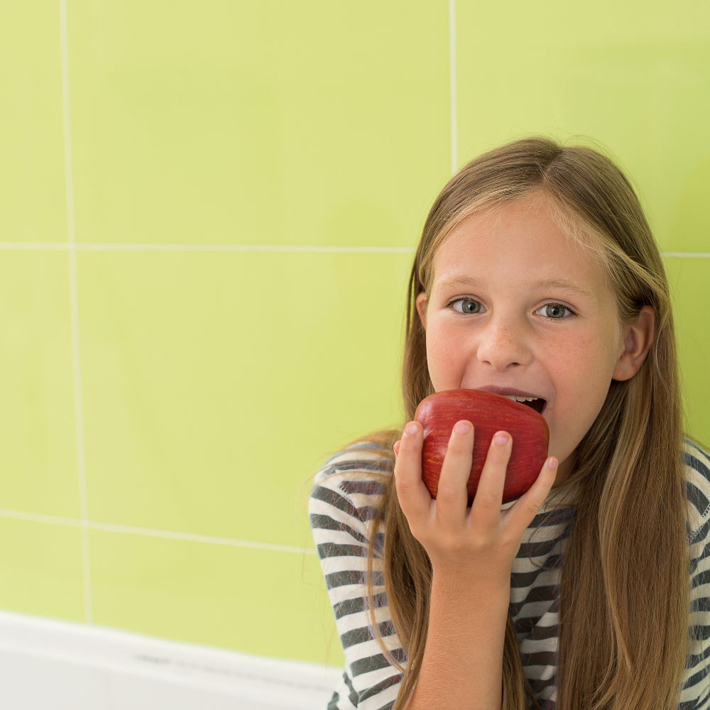 Tooth-Friendly Snacking: A Guide to Smart Food Choices for Kids